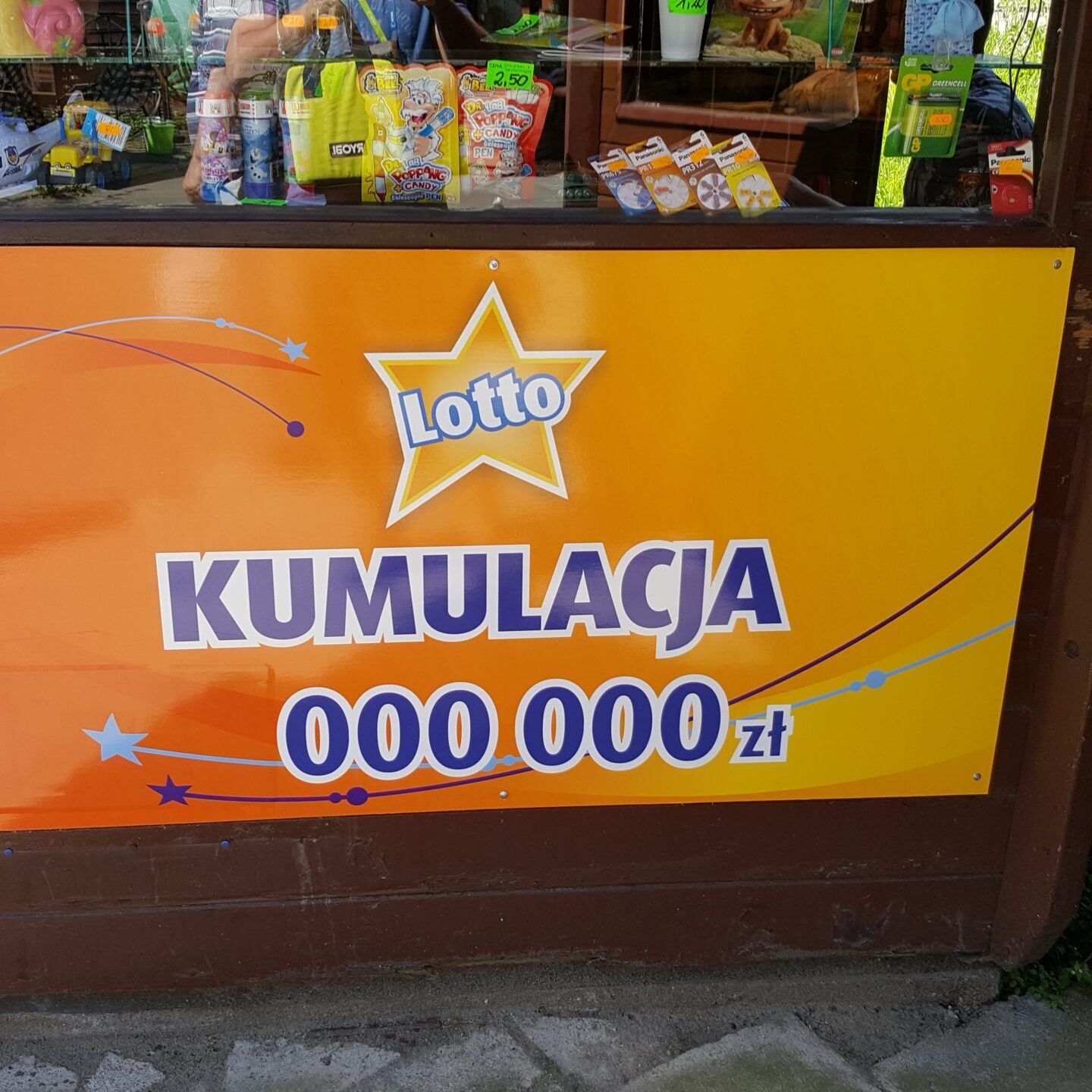 demontaż usuwanie starych reklam i montaż nowych reklam dla lotto, agencja reklamowa krantom.PL zachodniopomorskie Szczecin Stargard Koszalin Nowogard Słupsk