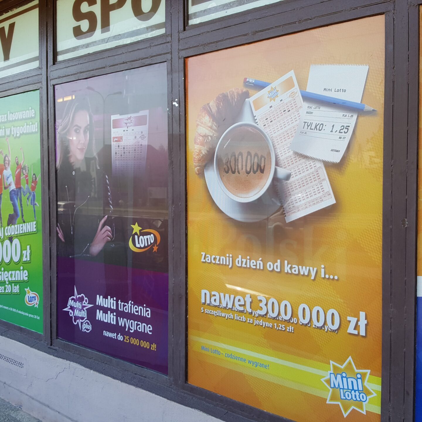 demontaż usuwanie starych reklam i montaż nowych reklam dla lotto, agencja reklamowa krantom.PL zachodniopomorskie Świnoujście Mielno Kołobrzeg Międzyzdroje Choszczno Pełczyce Gryfice Gryfino