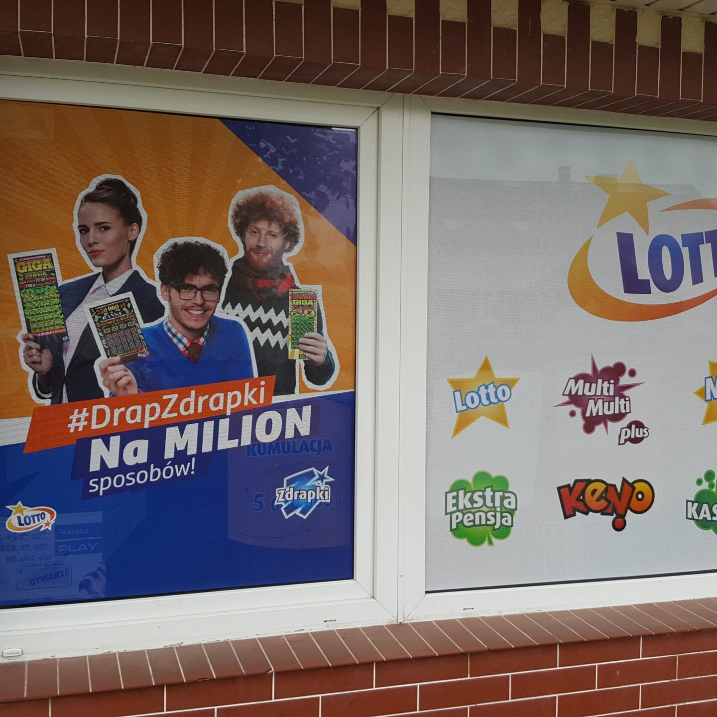 oklejanie witryn szyb sklepów i punktów handlowych dla lotto, agencja reklamowa krantom.PL