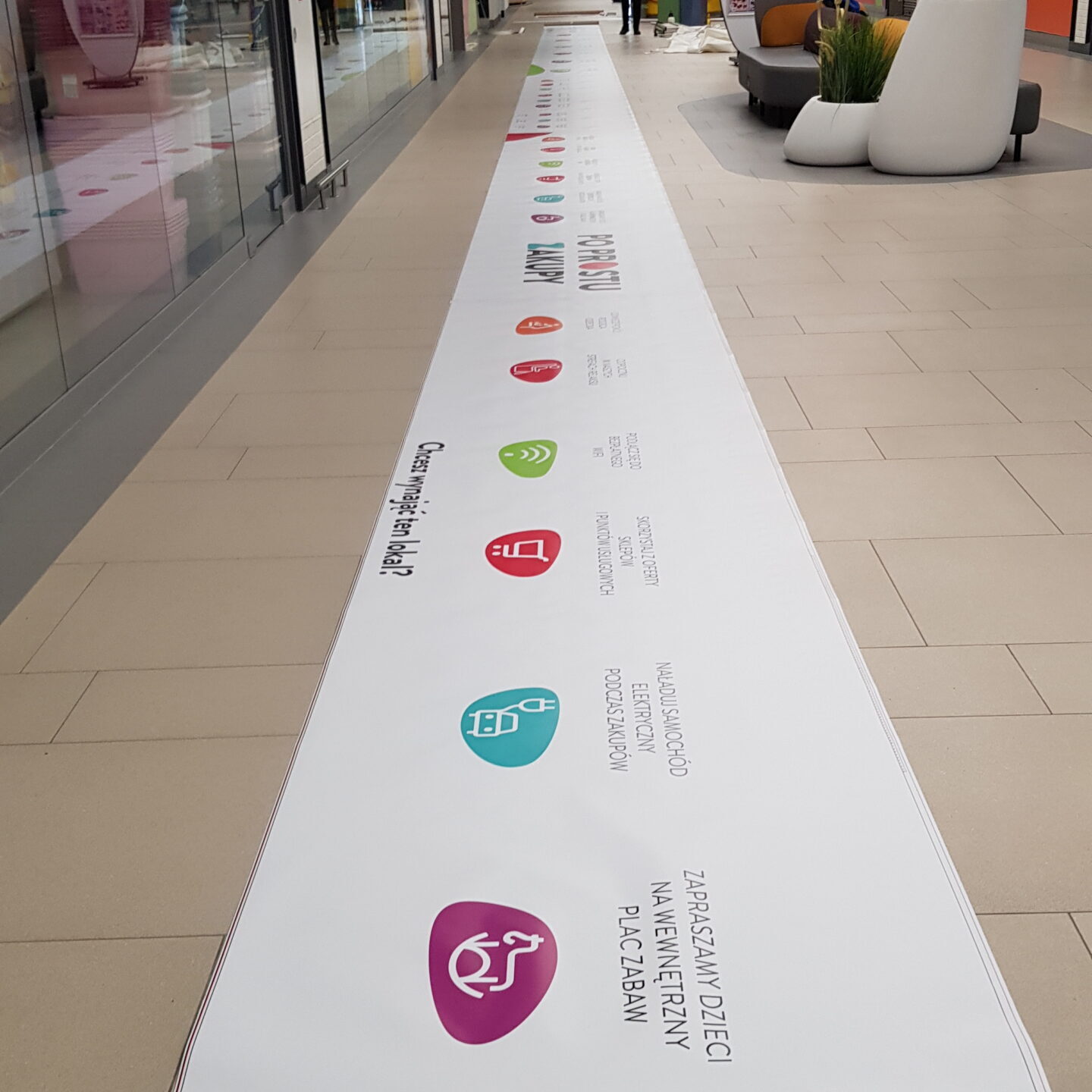 oklejanie galerii handlowej Szczecin, agencja reklamowa i drukarnia krantom.PL