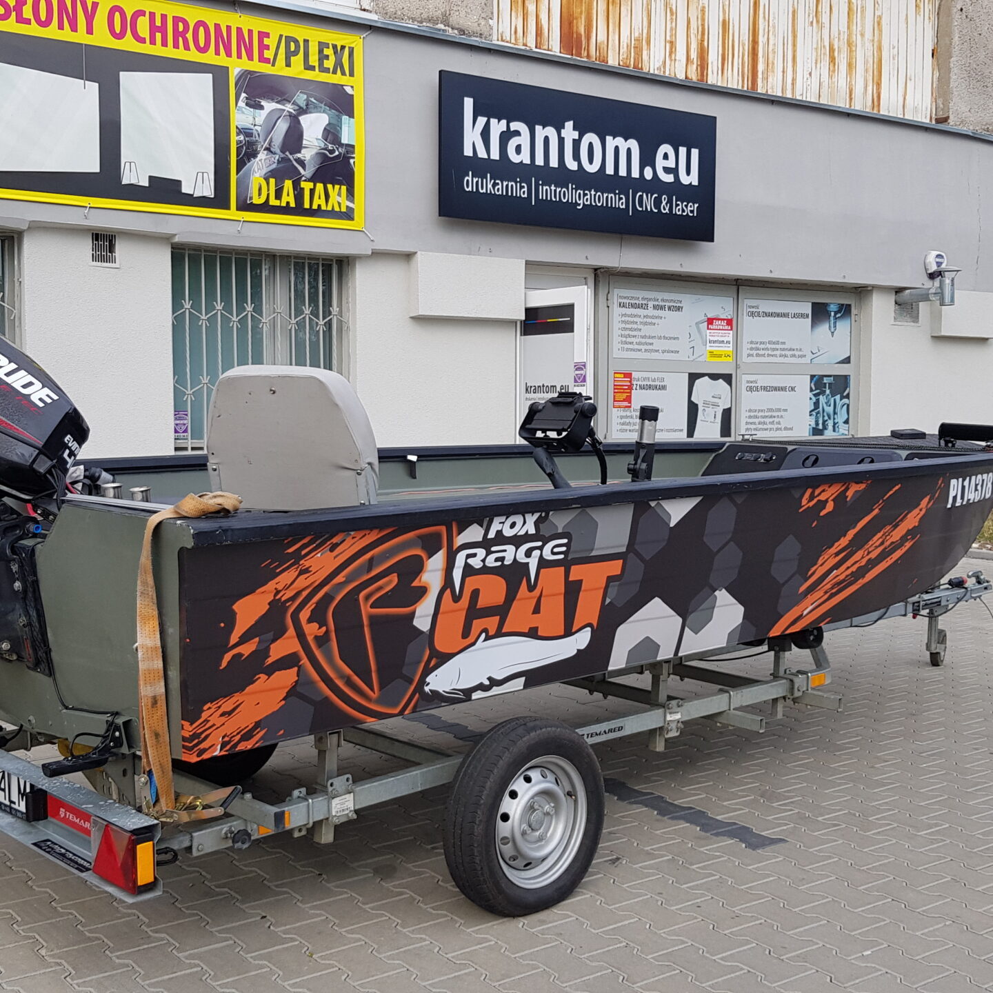 oklejanie łodzi, oklejanie łódek, agencja reklamowa krantom.PL Szczecin