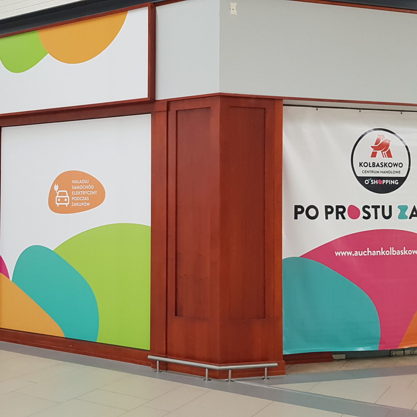montaże reklam w galeriach handlowych Szczecin, agencja reklamowa i drukarnia krantom.PL