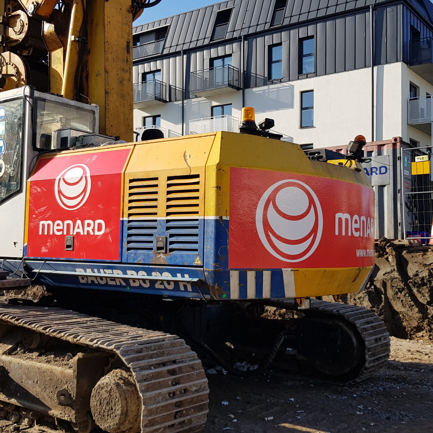 oklejanie maszyn budowlanych - agencja reklamowa krantom.PL Szczecin