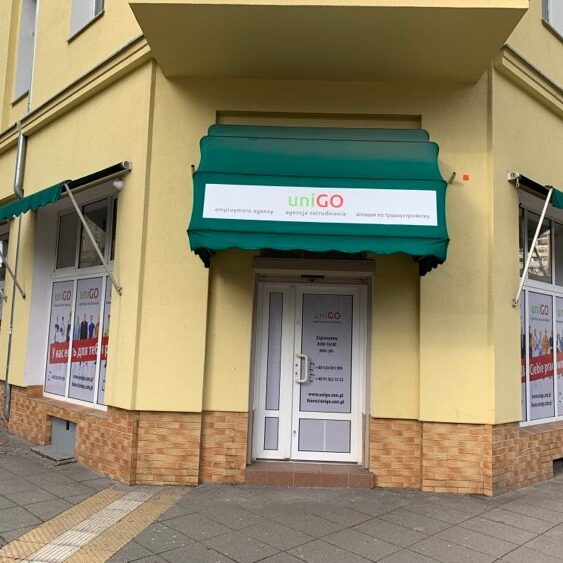 oklejanie punktów usługowych agencja reklamowa krantom.PL Szczecin