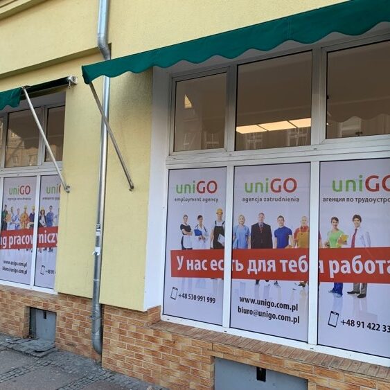 oklejanie punktów usługowych agencja reklamowa krantom.PL Szczecin