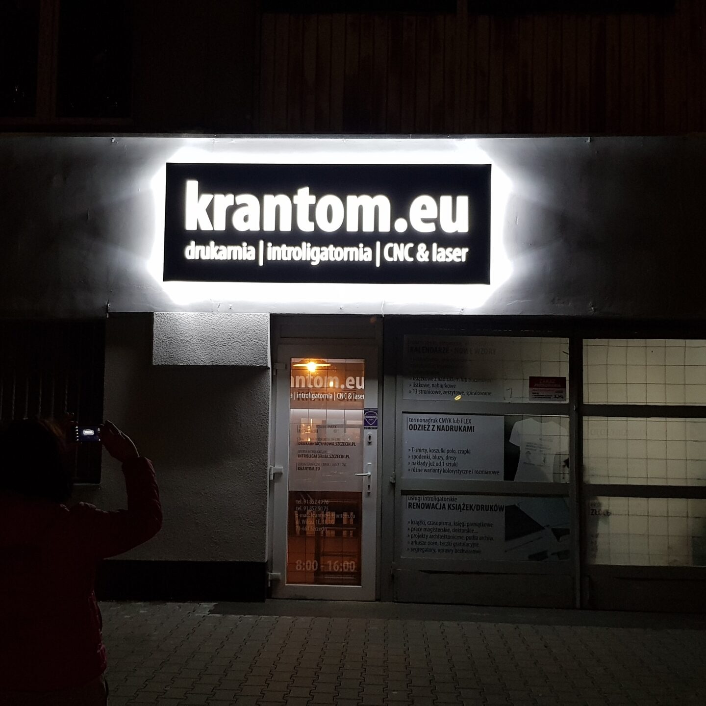 kasetony świetlne reklamowa producent agencja reklamowa krantom.PL Szczecin