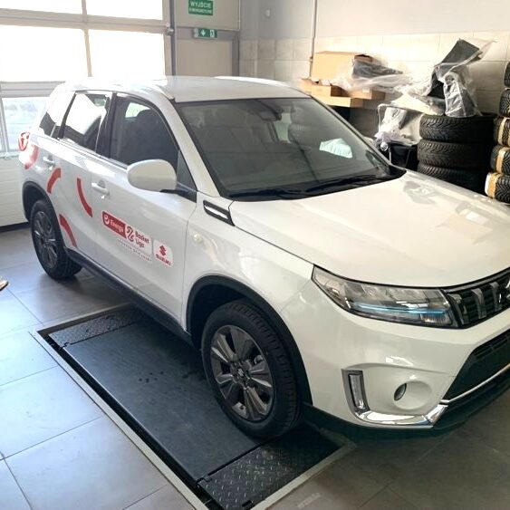 krantom.PL agencja reklamowa Szczecin - oklejanie samochodów demo dealera